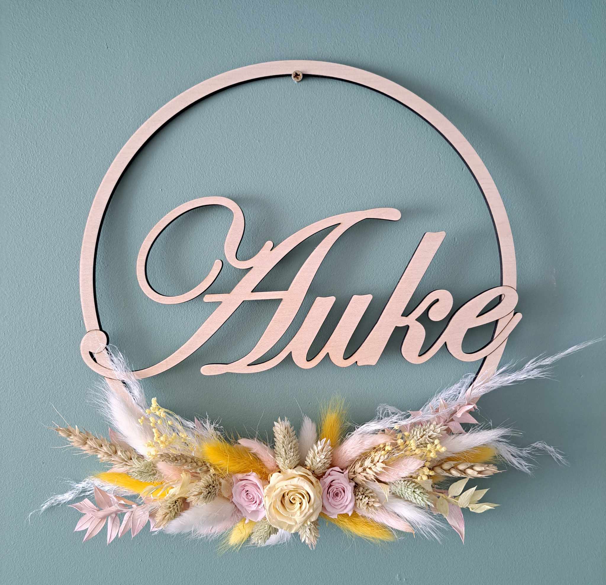 Houten flowerhoop 29cm met naam 
